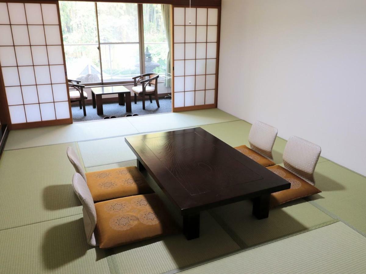 Kikuchi Grand Hotel Exterior photo