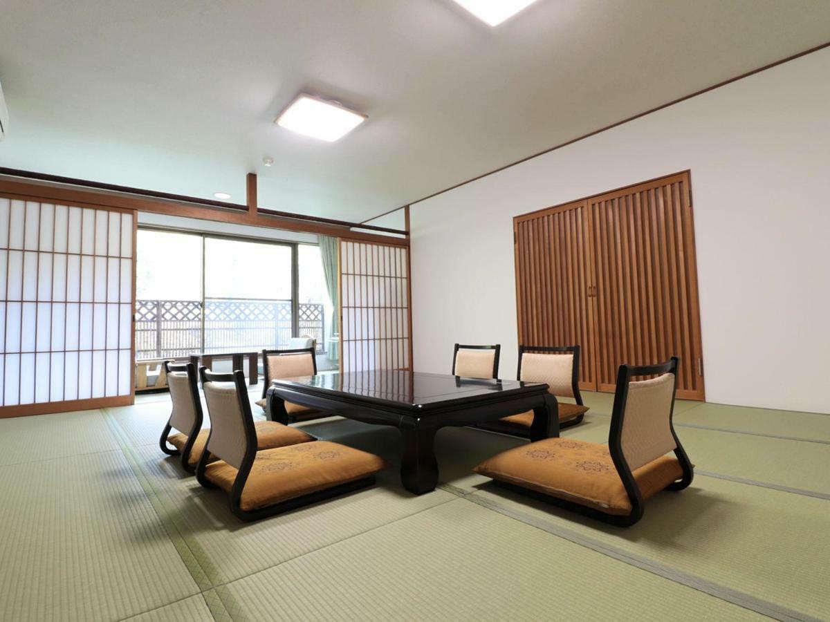 Kikuchi Grand Hotel Exterior photo